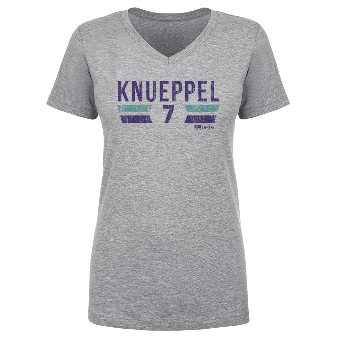 Kon Knueppel Women's V-Neck T-Shirt | 500 LEVEL