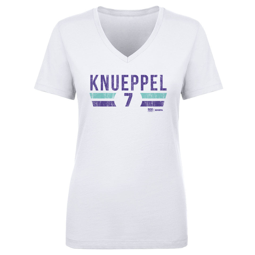 Kon Knueppel Women's V-Neck T-Shirt | 500 LEVEL