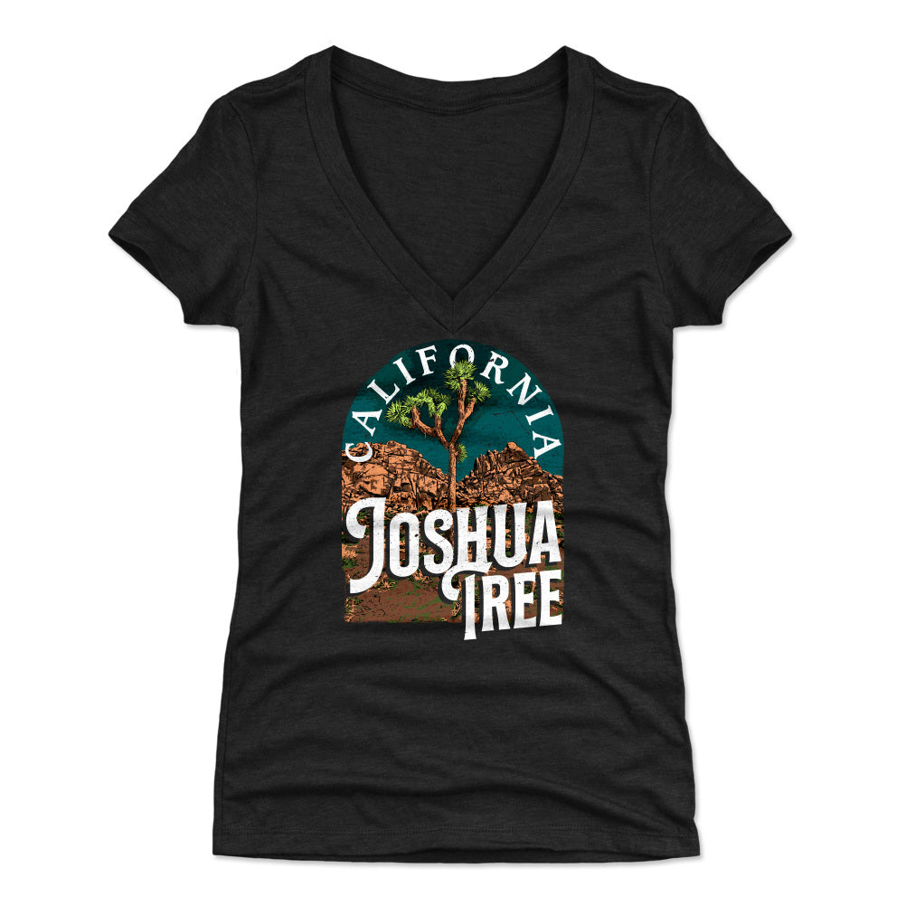 Joshua Tree Women&#39;s V-Neck T-Shirt | 500 LEVEL