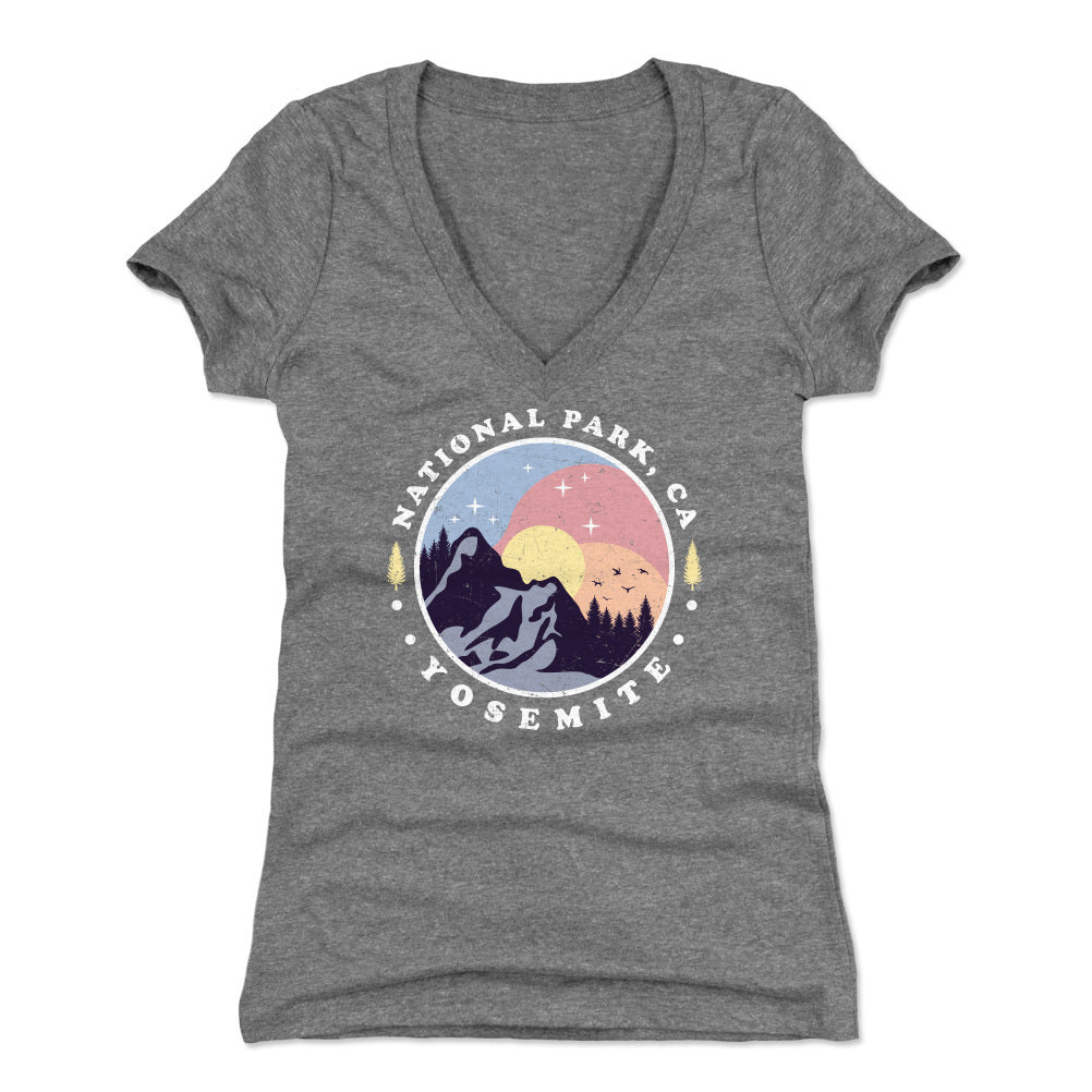Yosemite Women's V-Neck T-Shirt | 500 LEVEL